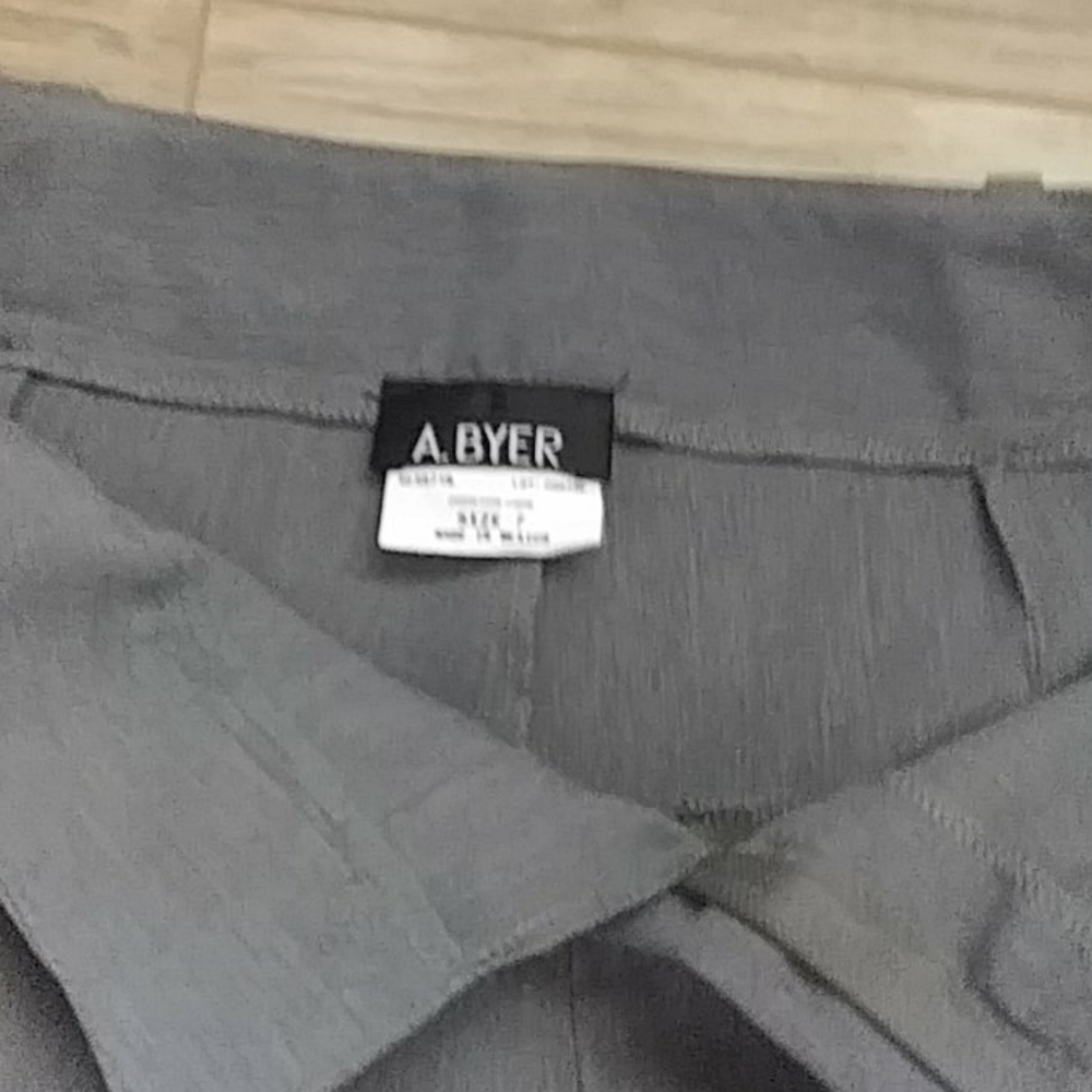 Pants - Picture 4 of 4